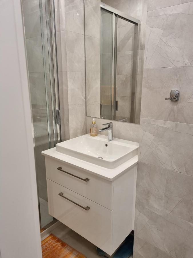 Apartmán W Kolorze Miety Varšava Exteriér fotografie